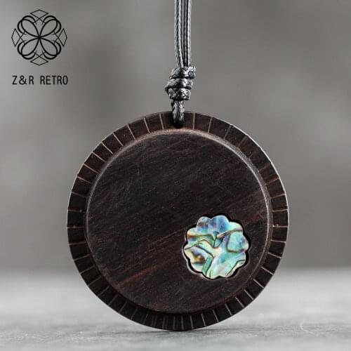 Simple Vintage Wooden Pendant&Necklace for Women Handmade Sandalwood Fashion Long Sweater Chain Jewelry Fashion Pendant Necklace
