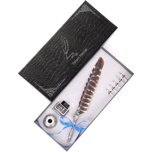 New European Retro Feather Pen Set Dip Pen Gift Box Practical Student Teacher Birthday Gift Various Colors Animal Feather Pen
