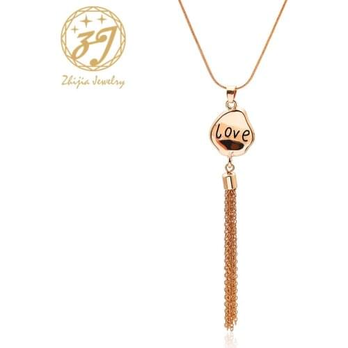 Fashionable Long Item Chain Lettering Customizable "LOVE" Pendant Necklace Best Valentines Day Gift For Womens Girlfriends