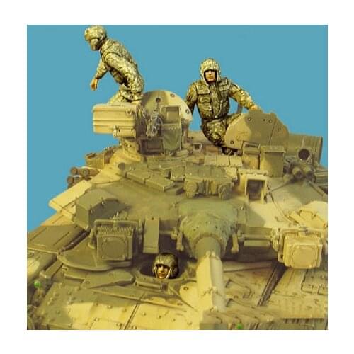 New Unassembled 1/35 Modern Russian tank crew in uniform figure Resin Kit DIY Toys Unpainted kits