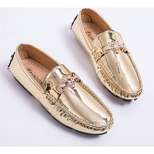 Fashion mirror upper lazy casual men shoes chaussure homme loafers outdoor walking shoes zapatos de hombre leather shoes men