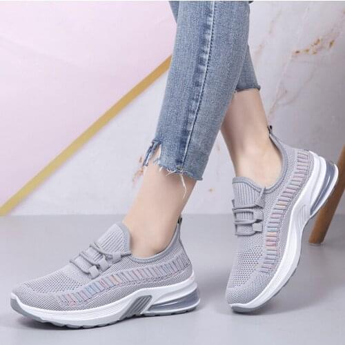 New 2021 Sneakers Women Fashion Breathable Mesh Woman Vulcanize Shoes Casual Soft Bottom Outdoor Running Sneaker Chaussure Femme
