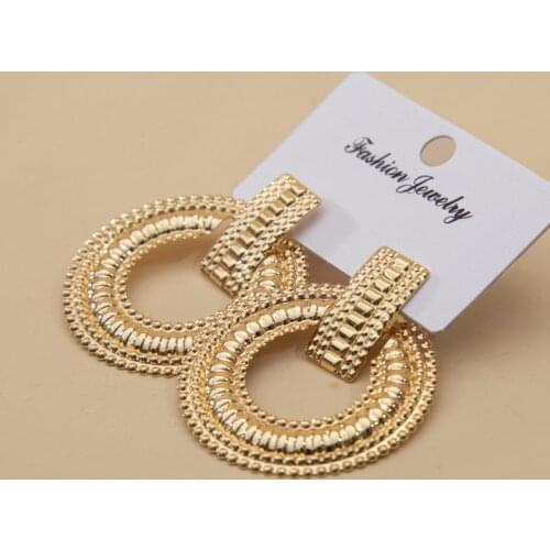 2021 Gold geometric Earrings simple disc womens metal retro Earrings long style versatile European and American Earrings