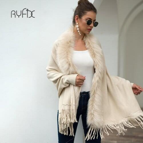 2021 New Fur Collar Winter Shawls And Wraps Bohemian Fringe Oversized Womens Winter Ponchos And Capes Batwing Sleeve Cardigan
