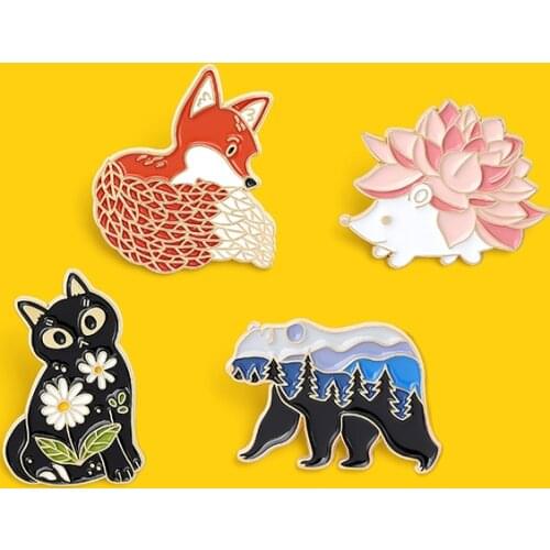 Coniferous forest Pin Daisy Black Cat Succulent Hedgehog Fox elephant Brooches Bag Lapel Pin Badge Jewelry Gift for Kids Friends