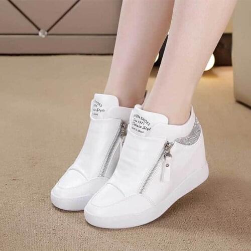 2021 New Winter Warm Casual Shoes for Women Ladies Winter Home Cotton High Heel Shoes Warm Fur Plush Lady Casual Sneakers