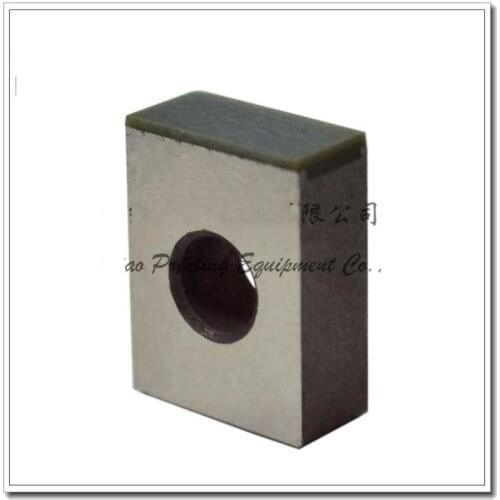 2pcs/lot 100% original new Komori press accessories Komori press pad 7*15*20mm hole center