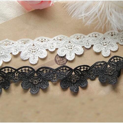 15Yards 3cm Wide Polyester Embroidery Lace Trim White/Black Craft Water Soluble Ribbon Encajes Bordaos