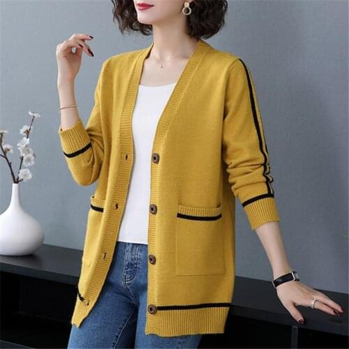 Fashion Women Cardigan Casual V Neck Sweater Knitted Korean 2021 Spring Autumn Windbreaker Pocket Jacket Female Outerwear