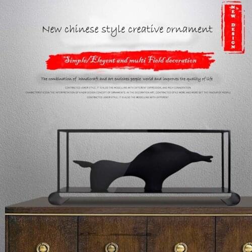 YILUNXI Chinese style horse decoration study geometric window ceramist artwork model room decor