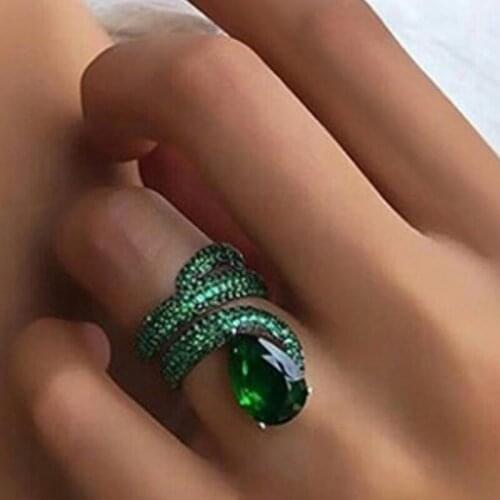 Women Crystal Snake Finger Ring Bling Bling Animal Snake Ring for Gift Party Fashion Jewelry Accessories Size 6/7/8/9/10