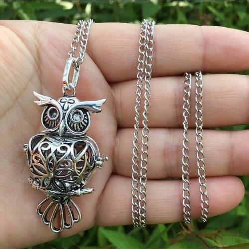 2021 Wholesale Hollow Owl Aromatherapy Pendant Fashion Personality Retro Animal Necklace
