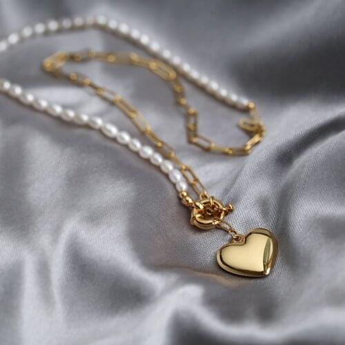 Pearl chain joint necklace with heart shaped pendant chocker