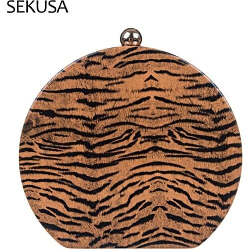 Stripped Women Fashion Evening Bags Causal Half Moon Chain Shoulder Handbags Wooden Retro Female Purse