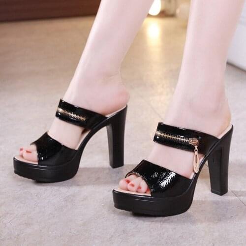 Plus Size 33-43 Top Quality Patent Leather Slippers for Women New 2021 High Heels Slides Women Platform Outdoor Office Slides