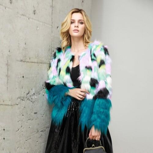 New Shaggy Faux Fur Coat Women Winter Warm Hooded Fur Jacket Streetwear Outwear Overcoat Elegant Fake Fur Hood Coat Pocket