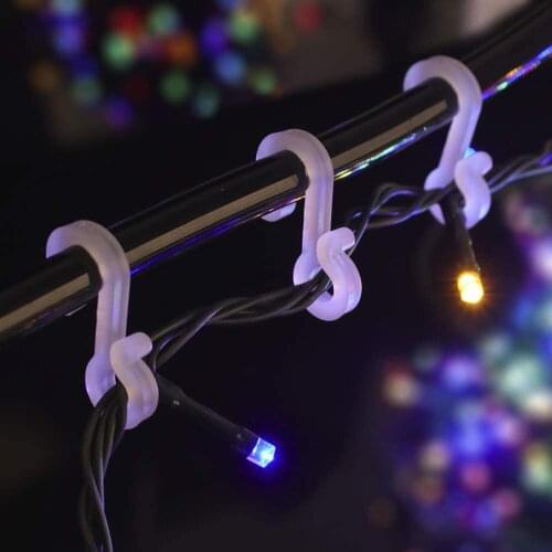 100PCS Christmas Decor Shaped Hanging Hooks Mini Gutter Plastic Clips Weatherproof Waterproof Light Decoration Hook