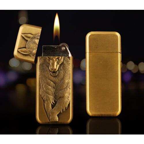 Metal Free Fire Lighter Relief Wolf Grinding Wheel Butane Gas Flint Unusual Lighter Inflated Gasoline Oil Lighter Gadget For Man