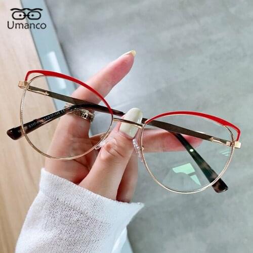 Anti Blue Light Glasses for Women Oversized Cat Eye Flat Mirror Eyeglasses Students Optical Myopia Glasses Metal Frame Eyewear