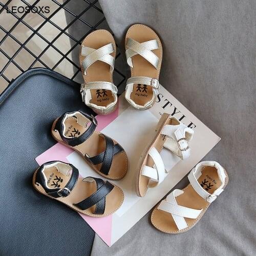 Childrens Sandals Korean Fashion Cross Comfort Soft Sole Sandals 2021 Summer Casual Beach Shoes For Girls