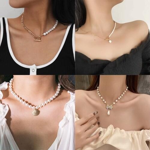 New Design Artifical Flower And Butterfly Natural Pearl Stone Pendant Necklace Fashion Accessories Trendy Jewlelry Gifts