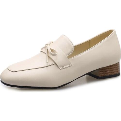 Early spring of 2019 the new comfortable party with low with square head is natural light mouth joker single shoes yards 40-43