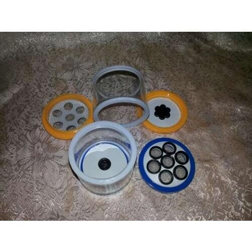 Kids toy Insect Feeding Cricket Reptile Cage Small Simple Box Bottle Outdoor Children Kids Gift Toy Exploring Ability