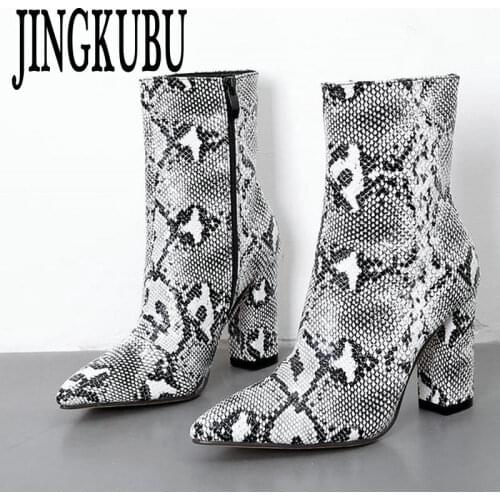 JINGKUBU 2018 Chelsea Boots Womens Zipper Boots Snake Print Ankle Boots Square Heel Fashion Pointed Toe Ladies Sexy Shoes Woman