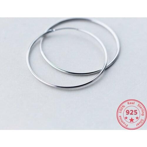 European And American Fashion Style 100% S925 Sterling Silver Earrings Wild Temperament Glossy Circle Womens Ear Jewelry
