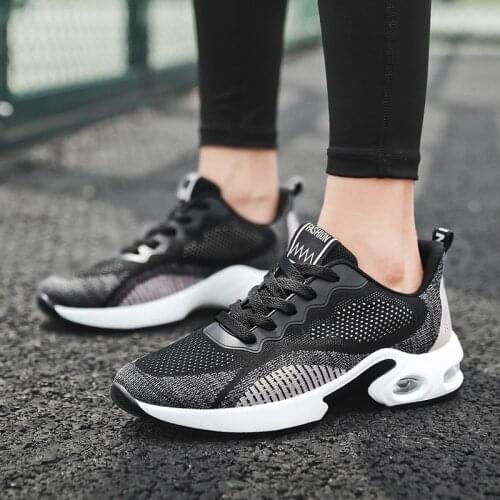 Running Shoes Women Breathable Casual Shoes Outdoor Light Weight Sports Shoes Casual Walking Platform Ladies Sneakers Black