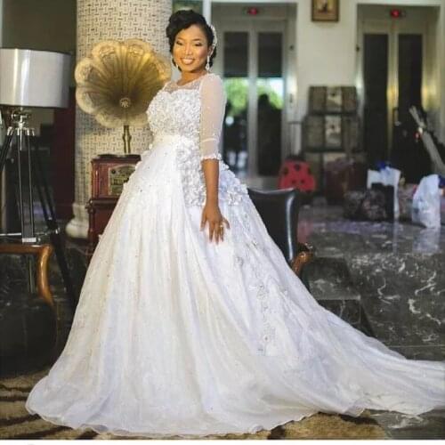 New Illusion Vestido De Noiva White Backless Lace Ball Gown Wedding Dress Half Sleeve Wedding Gown Bride Dresses