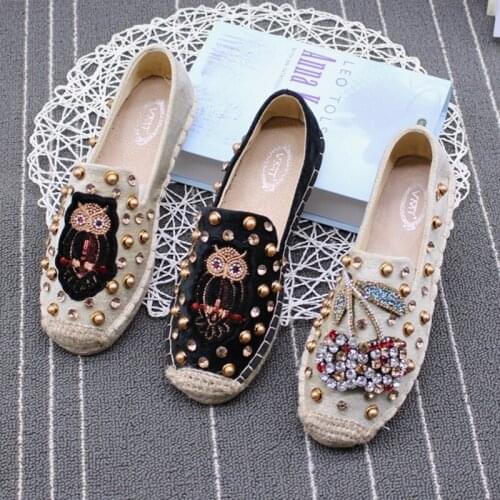 Spring new handmade straw woven womens espadrilles rivets rhinestone fisherman pregnant women shoes flat shallow shallow shoes