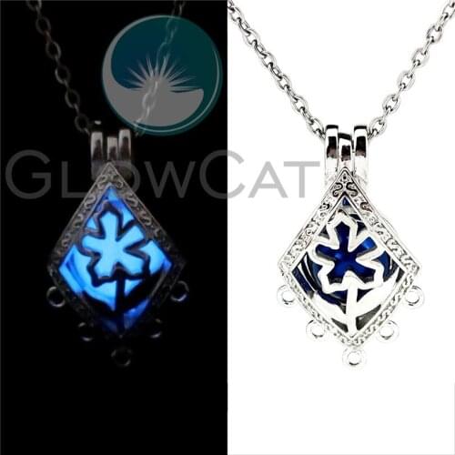 Cute Flower Filigree Pendant Glow in the Dark 2 Colors Luminous Charm Choker Pendants Necklaces GG976