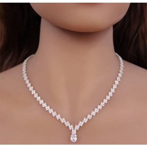 2021 Fashion Dazzling Crystal Choker Necklace Rhinestone Chain Silver Color Simple Clavicle Necklace Korean Jewelry
