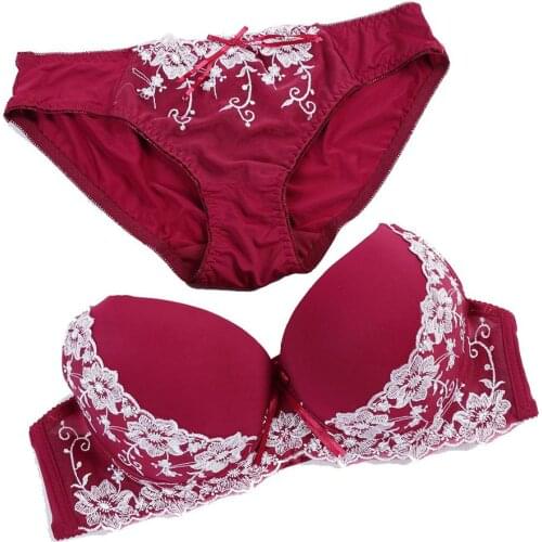 Women Bra Set Embroidery Lace Bra Panty Set Corset Lingerie Set Padded Bra CD Cup Push Up Bra Set