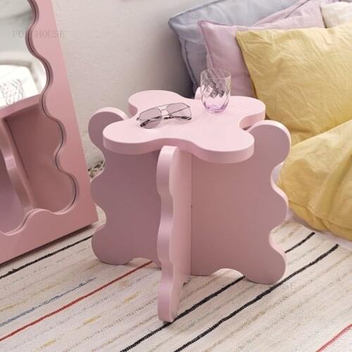 Nordic Cartoon Flower Coffee Tables Designer Creative Color Small Table Living Room Furniture Simple Fashion Wave Side Table