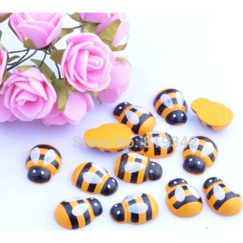 Free Shipping 100pcs/lot 19x14mm Yellow Painted Ladybug Wood Cabochon Beads Craft Ornament Scrapbooking