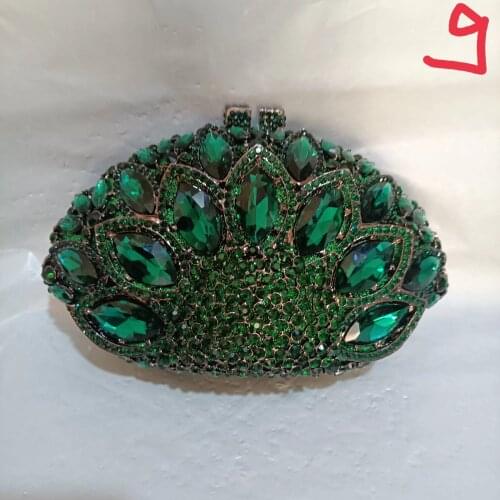 Big Rhinestone Evening Clutch Bags Pink Party Purse Women Shell Shape Metal Clutches Luxury Wedding Gemstone Ladies Handbags