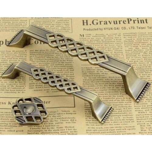 High precision zinc alloy hollow handle European Antique furniture knob Classical drawer wardrobe cabinet door pull handle 128mm