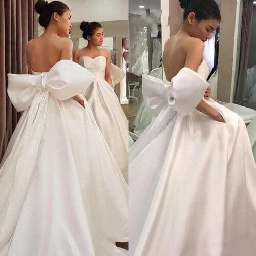 Korean Simple Strapless Satin Wedding Dresses with Bow Tie Court Train Sweetheart Backless A Line Bridal Gowns