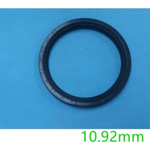 Car engine crankshaft rear oil seal FS01-11-399 for Mazda 323 family 1998-2004 1.8 FP engine 626 MPV and Premacy Haima 3 haima 7