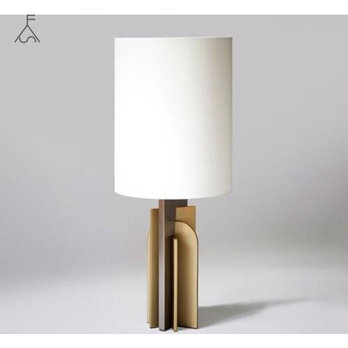 Simple Desk Lamp New Chinese Style Sitting Room Bedroom Bedside Study Designer Model Room Light Luxury Modern Creative Desk Lamp