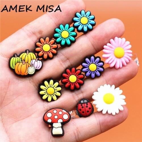 Dropshipping 1pcs Cute Pumpkin Mushroom PVC Shoe Charms Daisy Accessories Ladybug Flowers Decorations fit Bracelet Kids Gifts