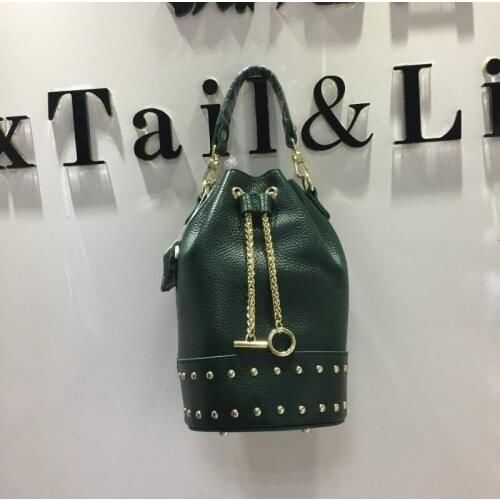 Women Bucket Cowhide Leather Bag Rivets Handbag Fashion Chain Shoulder Bag Ladies Casual Packing Crossbody Bags Small Totes