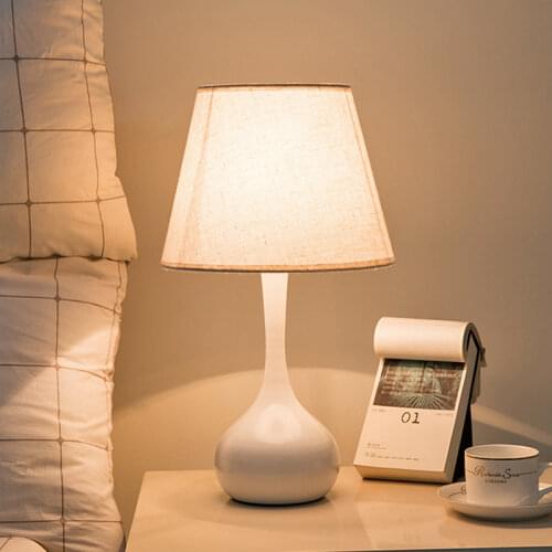 Desk Lamps Bedroom Night Light Nordic Simple Modern Desk Lamps Living Room Warm and Creative Desk Lamps