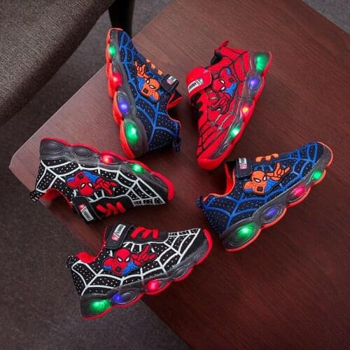 Spiderman Children Luminous Shoes For Boys Gilrs New LED Lighted Soft Spring Baby Kids Sneakers Infant Tennis Breathable