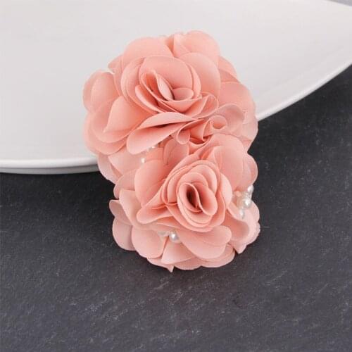 Elegant Silk Fabric Hand-folded Rose Flowers Artificial Pearls Beads Women Brooches Lapel Pins Hair Clips Party Dress Accessory