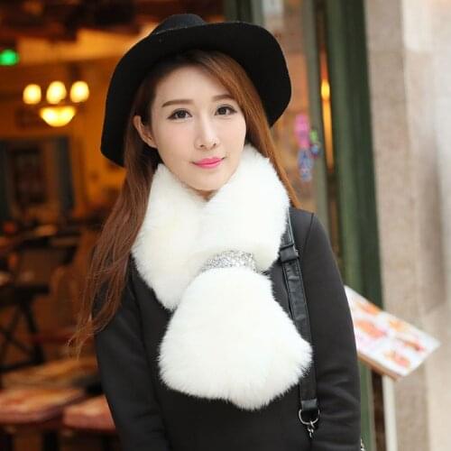 Kakaforsa New Women Warm Fox Faux Fur Scarves High Quality Fur Collar with Diamond Button Winter Wraps Fashion Solid Scarf