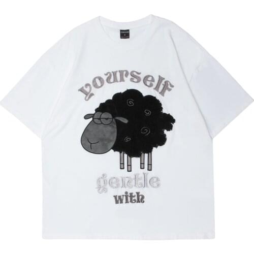 Cartoon Sheep Embroidery Short Sleeve T-shirt Mens Harajuku Style oversize tshirt for mens wear Loose fit Men T Shirt
