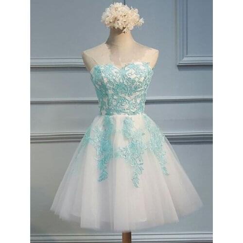 Vintage Short Lace Sweetheart Homecoming Dresses A-Line Tulle Knee Length Corset Back Graduation Dresses for Teens